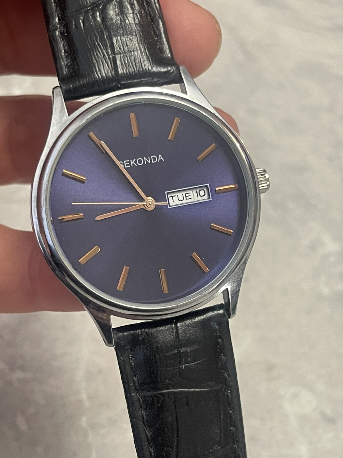 SEKONDA watch NK1701 APT Blue Purple Dial WRISTWATCH Day Date Black Leather 1059
