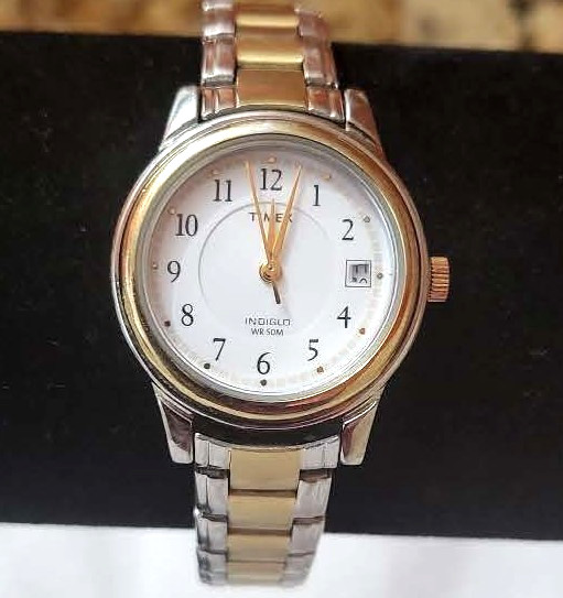 Timex Women Two-Tone Dress Sport Watch Indiglo Date White Dial Classic Quartz