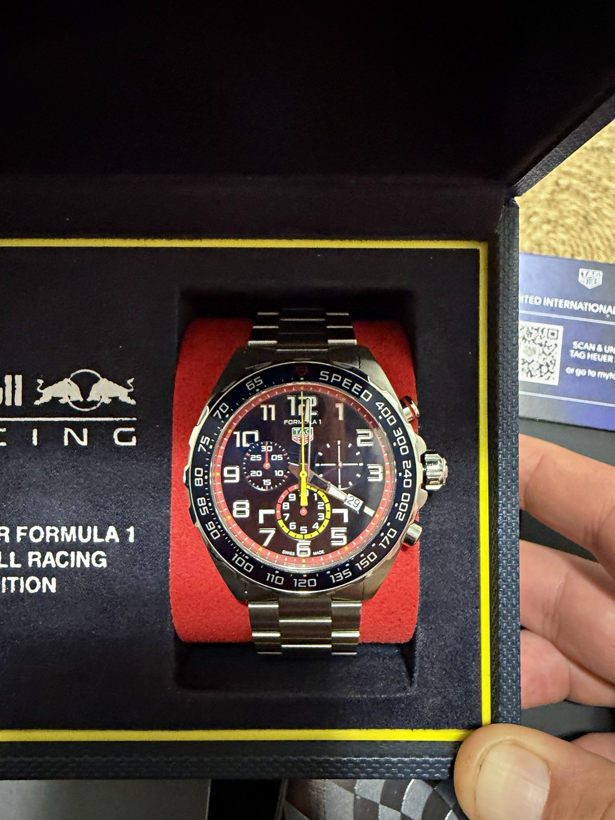 2024 TAG Heuer Formula 1 Red Bull Racing Quartz Chronograph Date 200m Box Papers