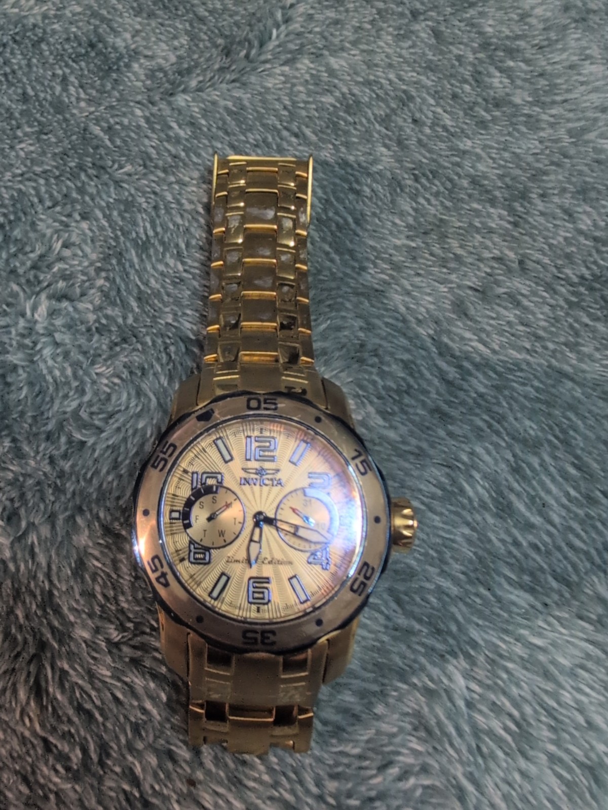 INVICTA PRO DIVER Limited Edition Watch
