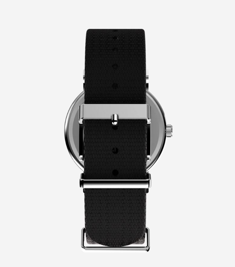Timex Weekender T2N6479J 38mm Black Dial INDIGLO Nylon Watch – New 7911