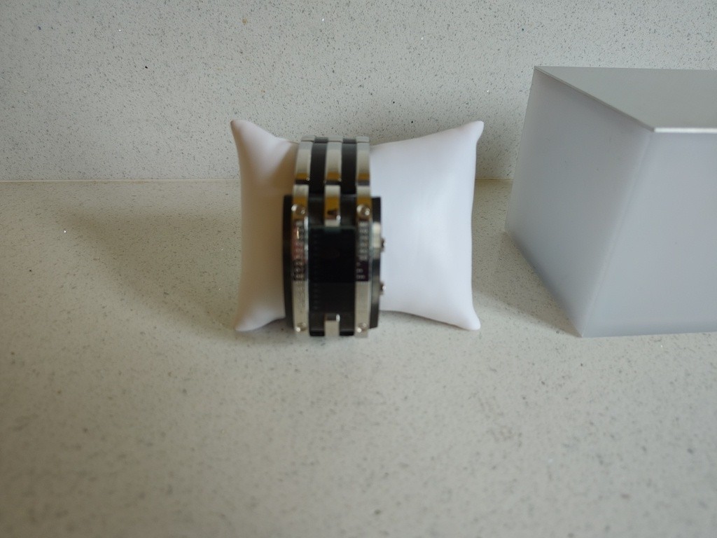 Unusual Rare Storm Circuit MK2 Mens Watch Silver Black Stainless Steel Red LED