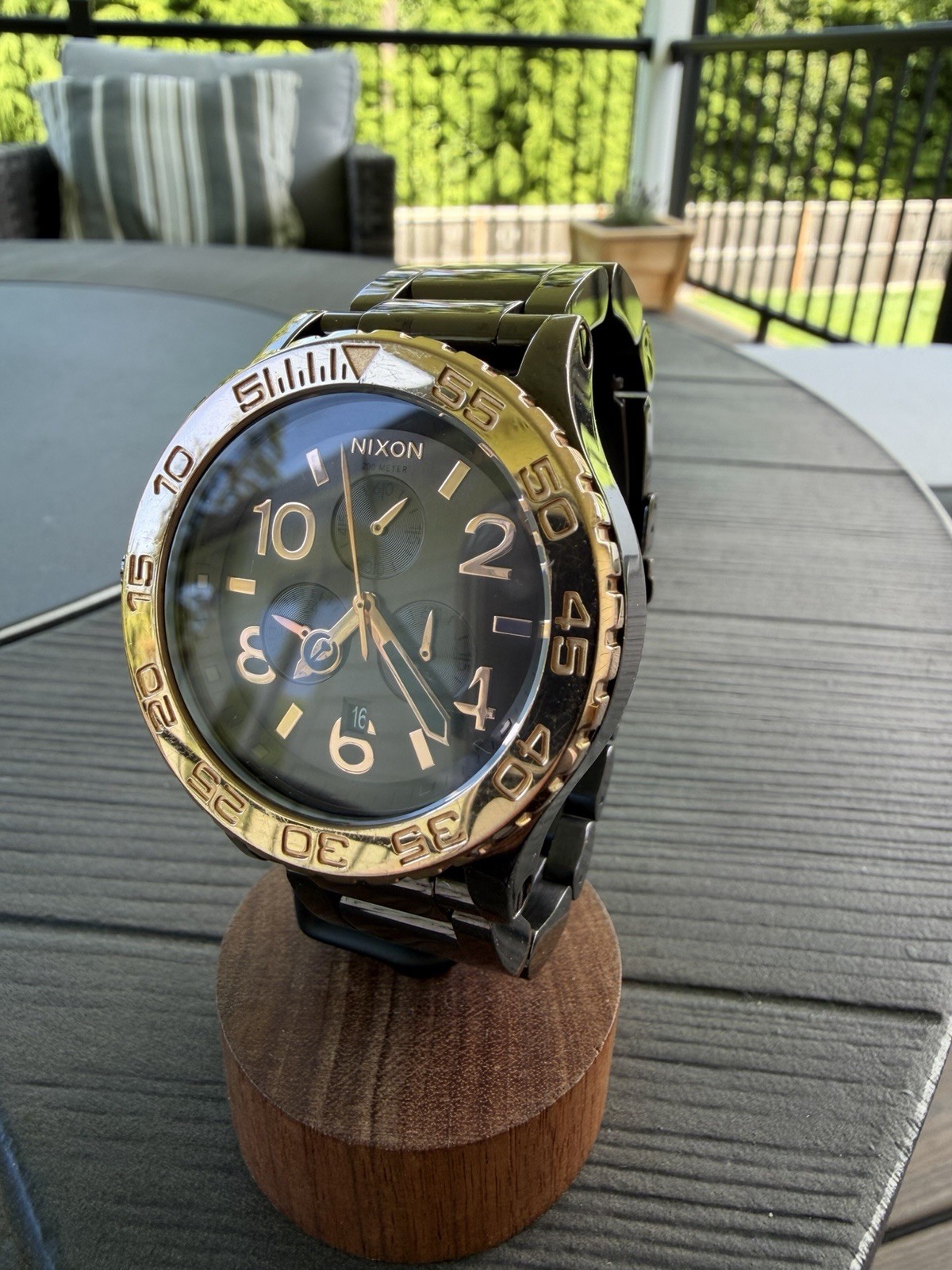 Nixon 42 20 Ion Plated Bracelet/Case Rose Gold Bezel 200m Chrono Men’s Watch
