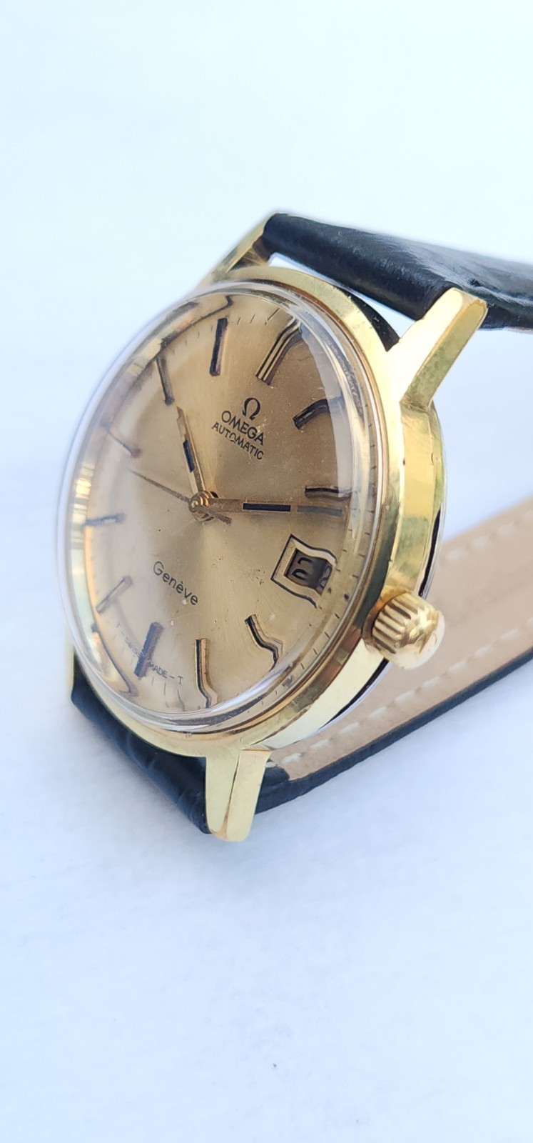 Vintage Omega Geneve Automatic 166.070 Cal 565 Mens 34 mm Date Watch