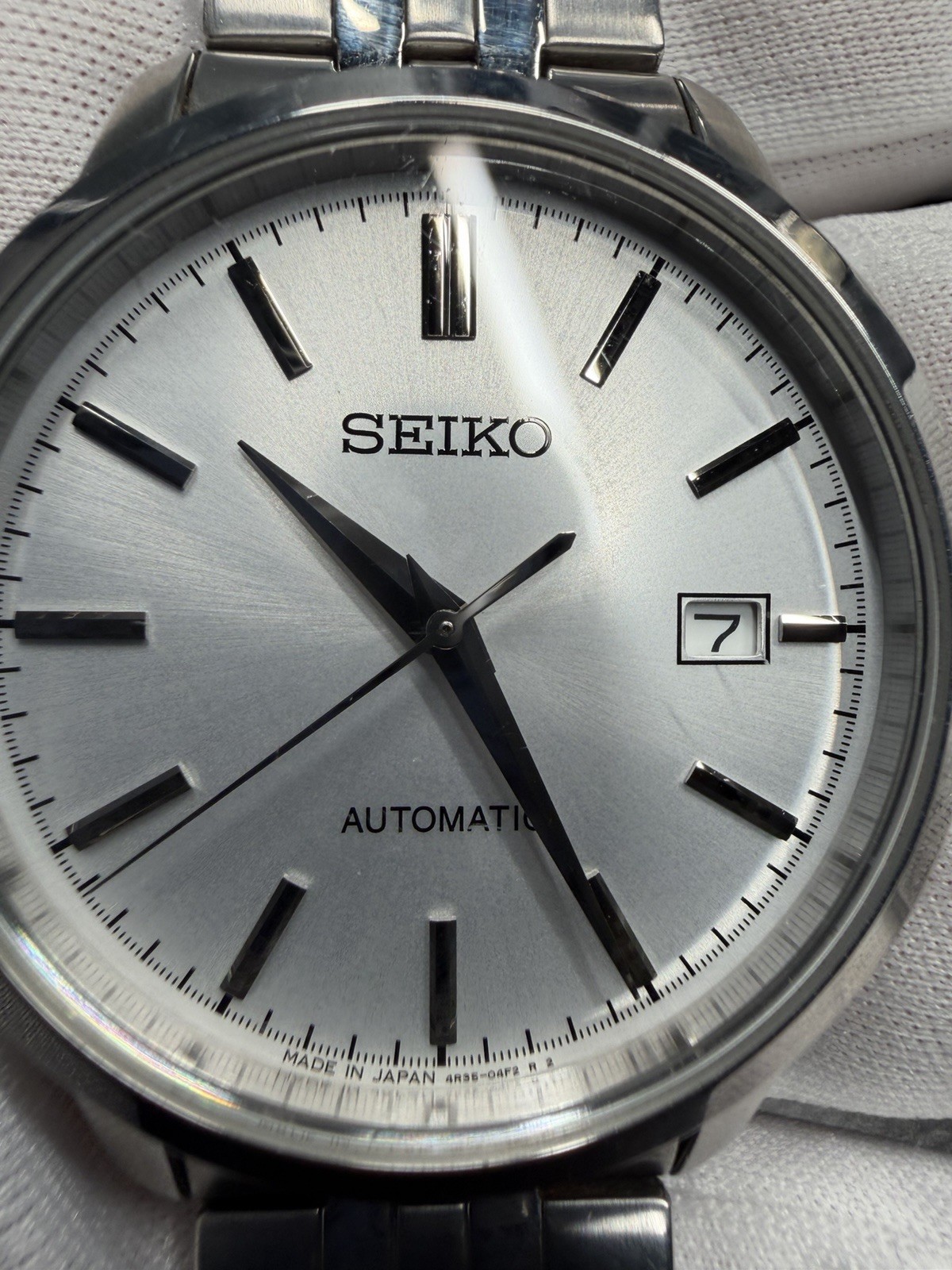 Seiko Men’s Automatic 50m 40mm Silver Dial Steel Bracelet Date