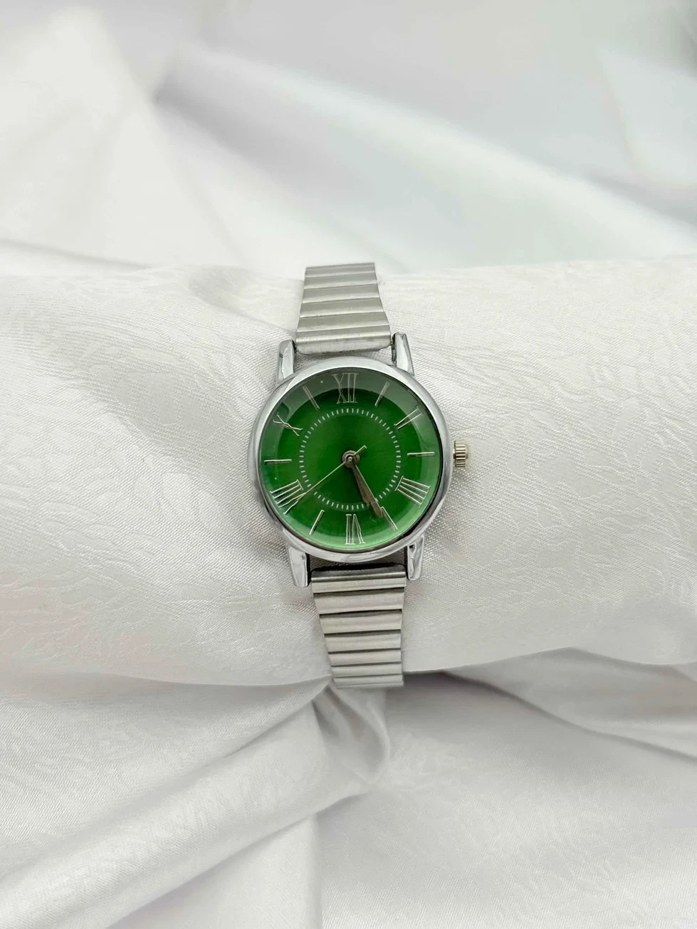 Silver custom-designed engraved stainless steel watch best seller limited