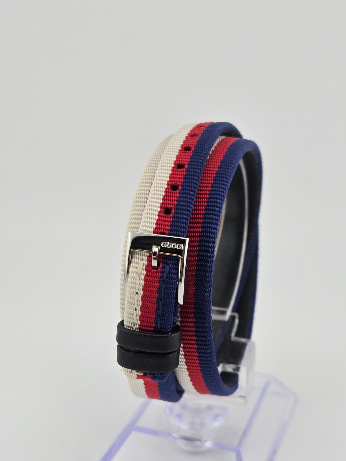 Gucci G-Frame YA147502 Women’s Red White Blue Nylon Strap Watch ⌚