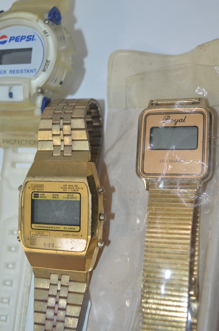 5 VTG watches *SANYO*BABY G*PEPSI*UIT*ROYAL estate watches Non running AS IS