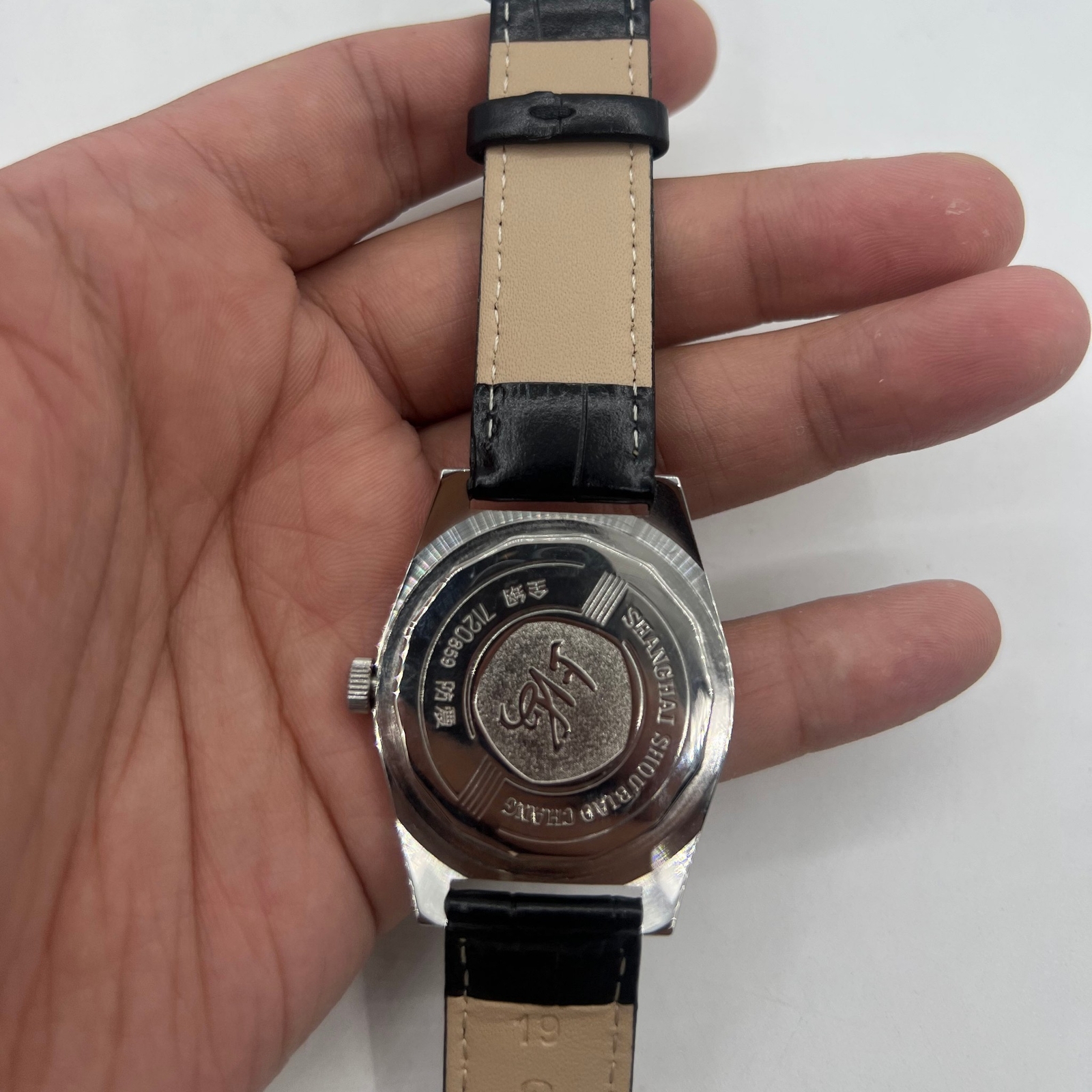 37mm Shanghai Factory Made 7120 Men Manual Mechanical Watch Shock-Resistant