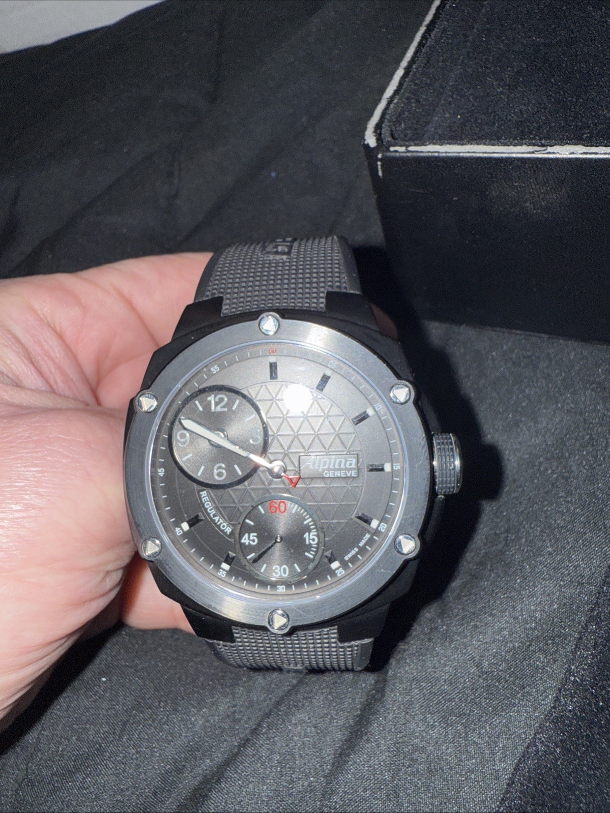 ALPINAAvalanche Extreme Black Dial Black Rubber Men’s Watch AL650LBBB5FBAE6