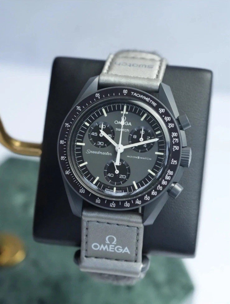 BRAND NEW | Swatch X Omega Bioceramic MoonSwatch: Mission to Mercury (SO33A100)