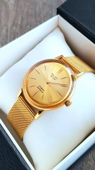 Vintage Poljot De Luxe USSR Mechanical Watch – Caliber 2209, 23 Jewels, Serviced