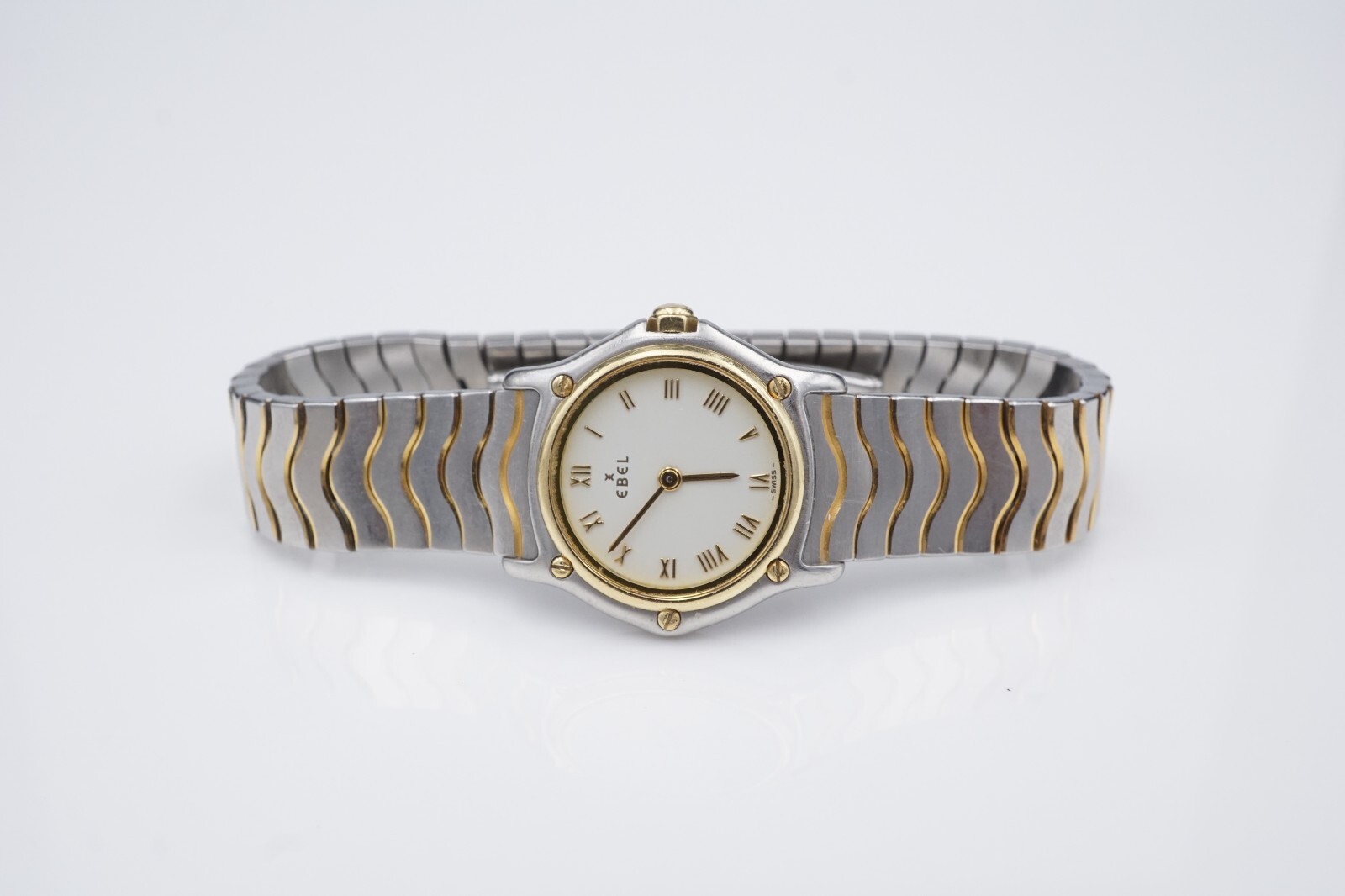 Ebel Classic Sport Wave White Dial 23mm 2-Tone SS 18k Bracelet 1057901 6″ W1110