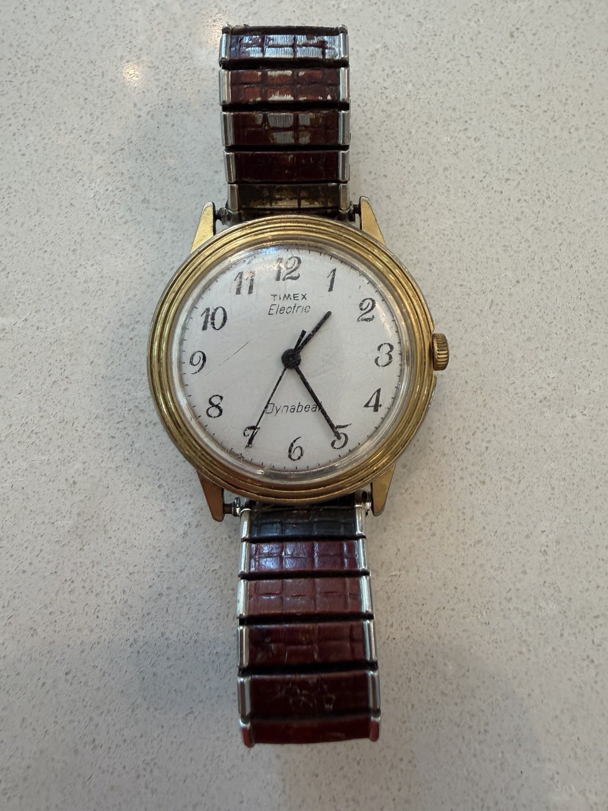 Vintage 1970s Timex Electric Dynabeat Gold Tone Mens Watch White Dial