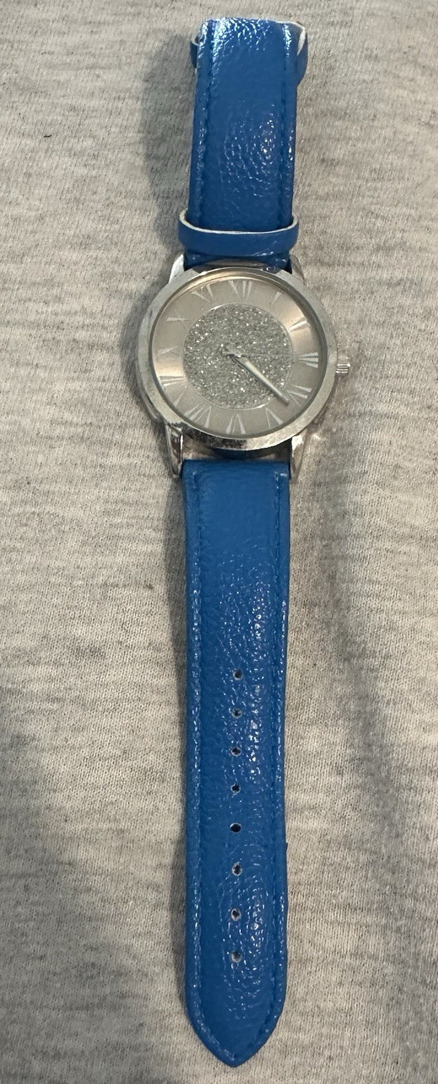 Manhattan Women’s Quartz Analog Watch Silver Glitter Roman Dial Blue Faux Strap