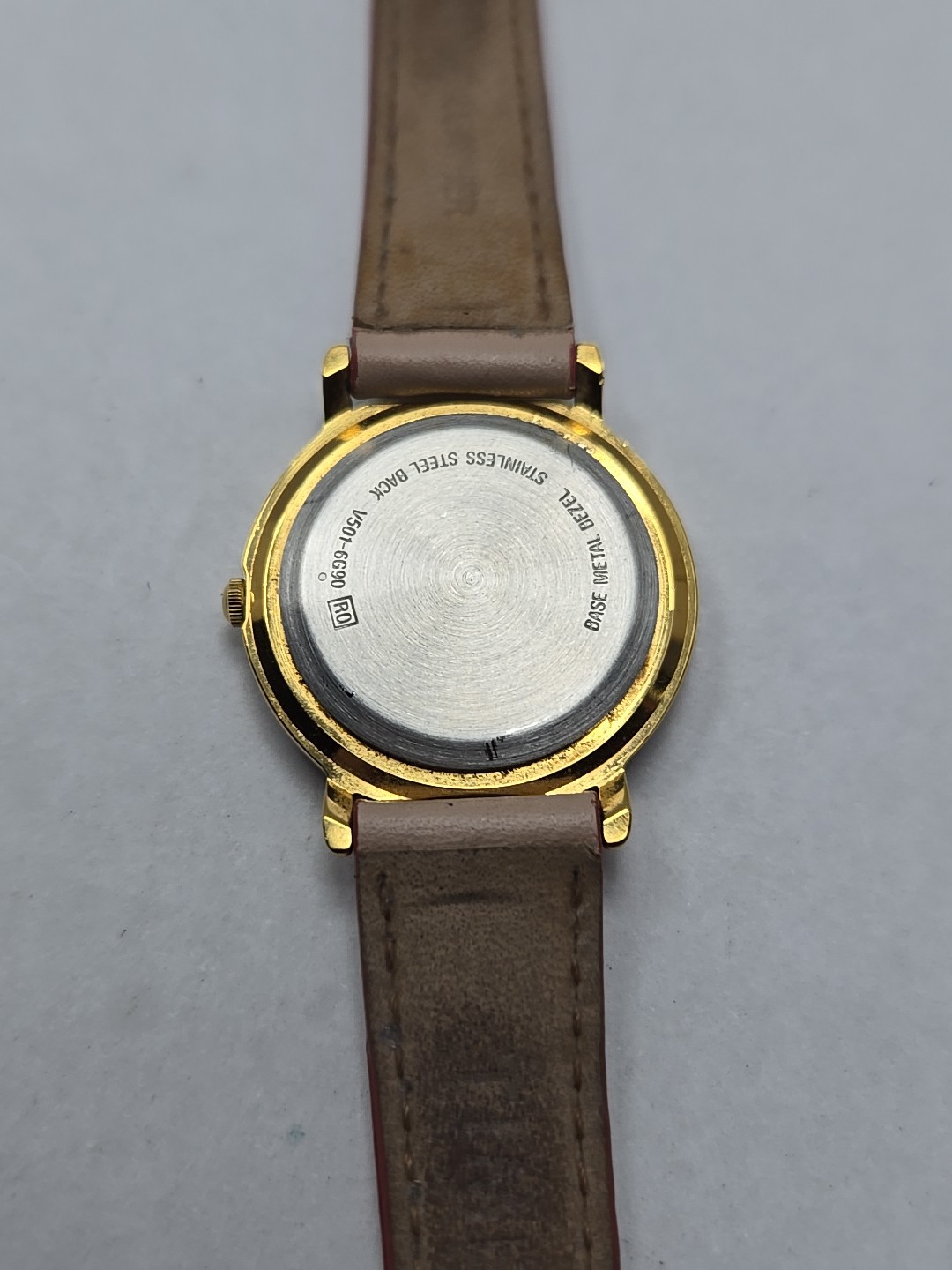 Vintage Lorus Seiko Disney Mickey Mouse Watch Gold Red Pink New Battery Runs