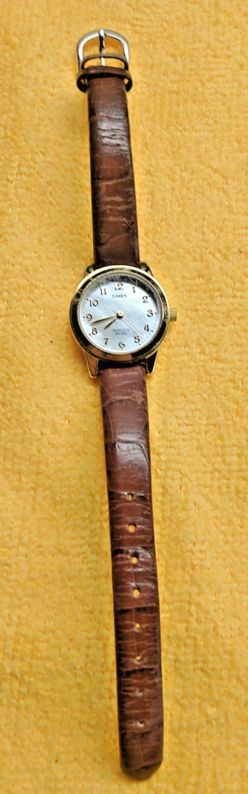 Timex Watch Women Gold,Pearl,T21693,Indiglo,Leather strap,30M,New Battery