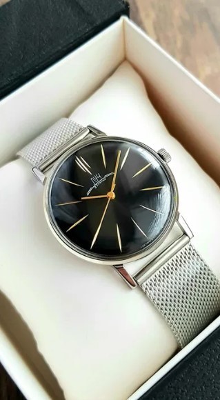 Vintage Luch USSR Mechanical Watch – Caliber 2209 SU, 23 Jewels, Serviced