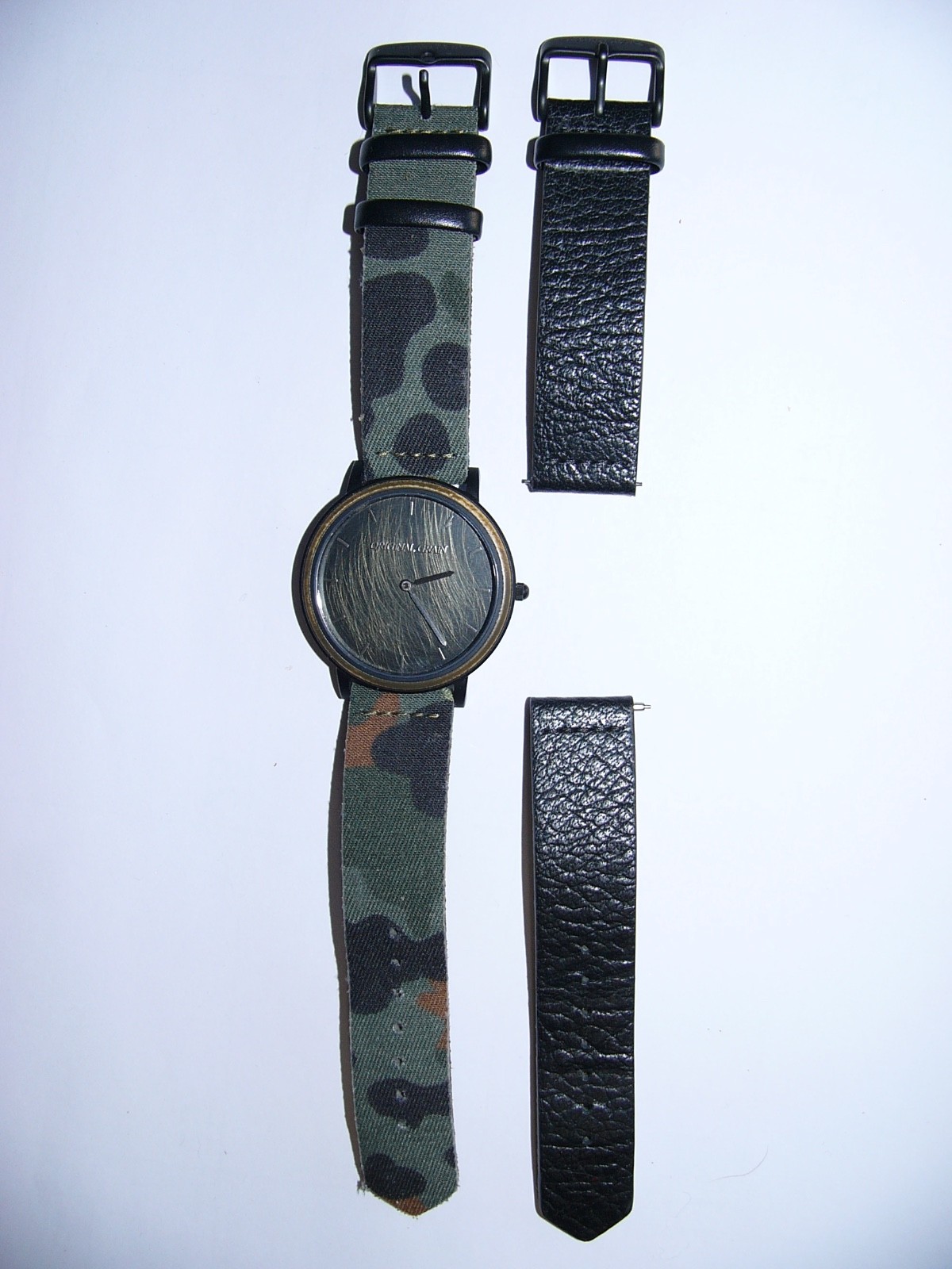 ORIGINAL GRAIN The Minimalist + Spear Leather belt