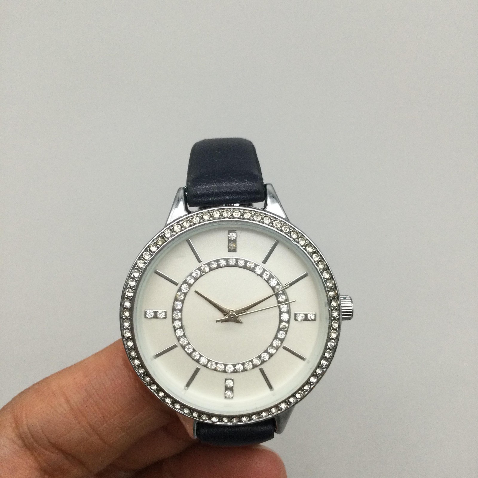 Jessica Carlyle Womens Watch 34mm Silver Tone Crystals 1964 With Box New Battery