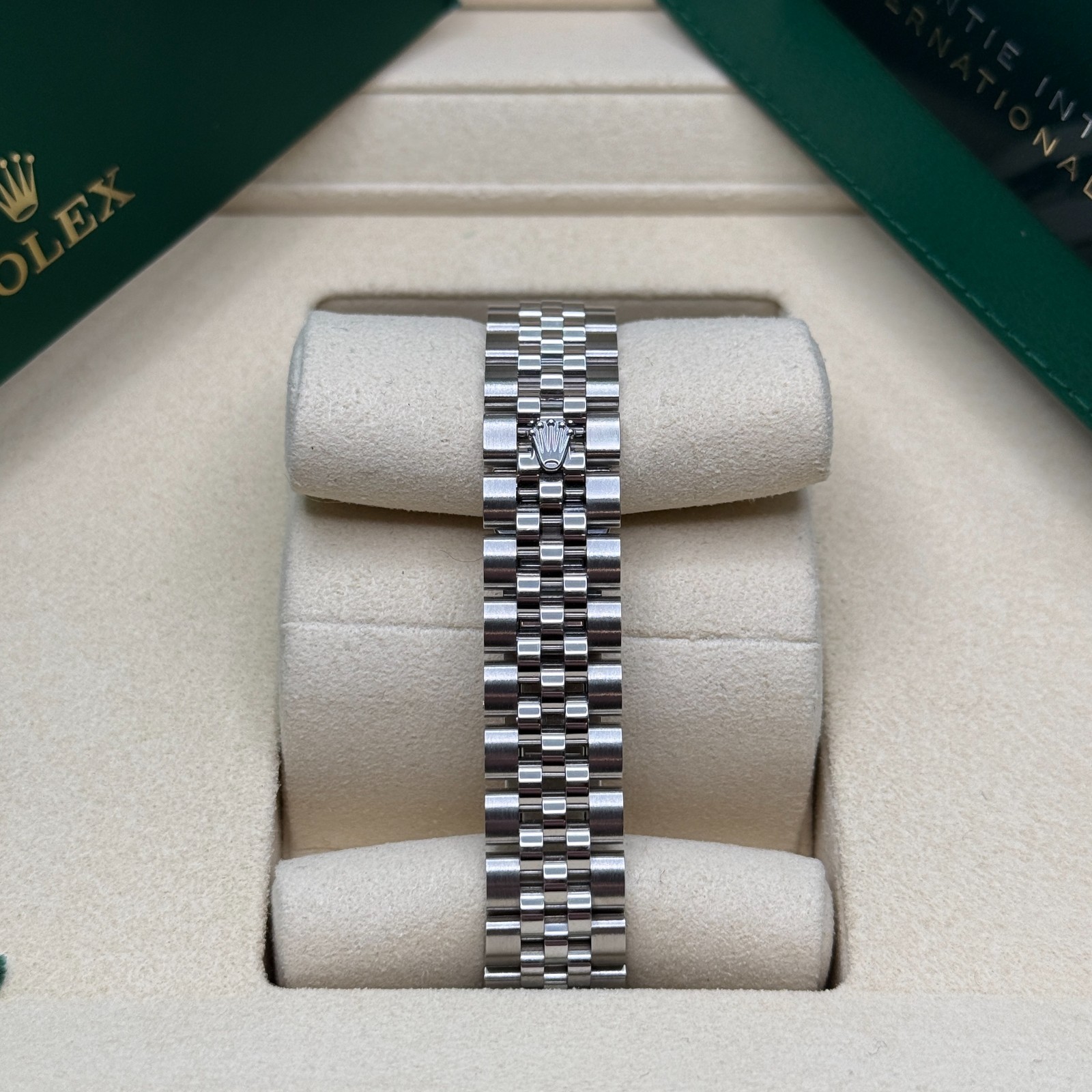 Rolex Lady-Datejust Pink Roman Dial Stainless Steel Fluted Bezel Jubilee
