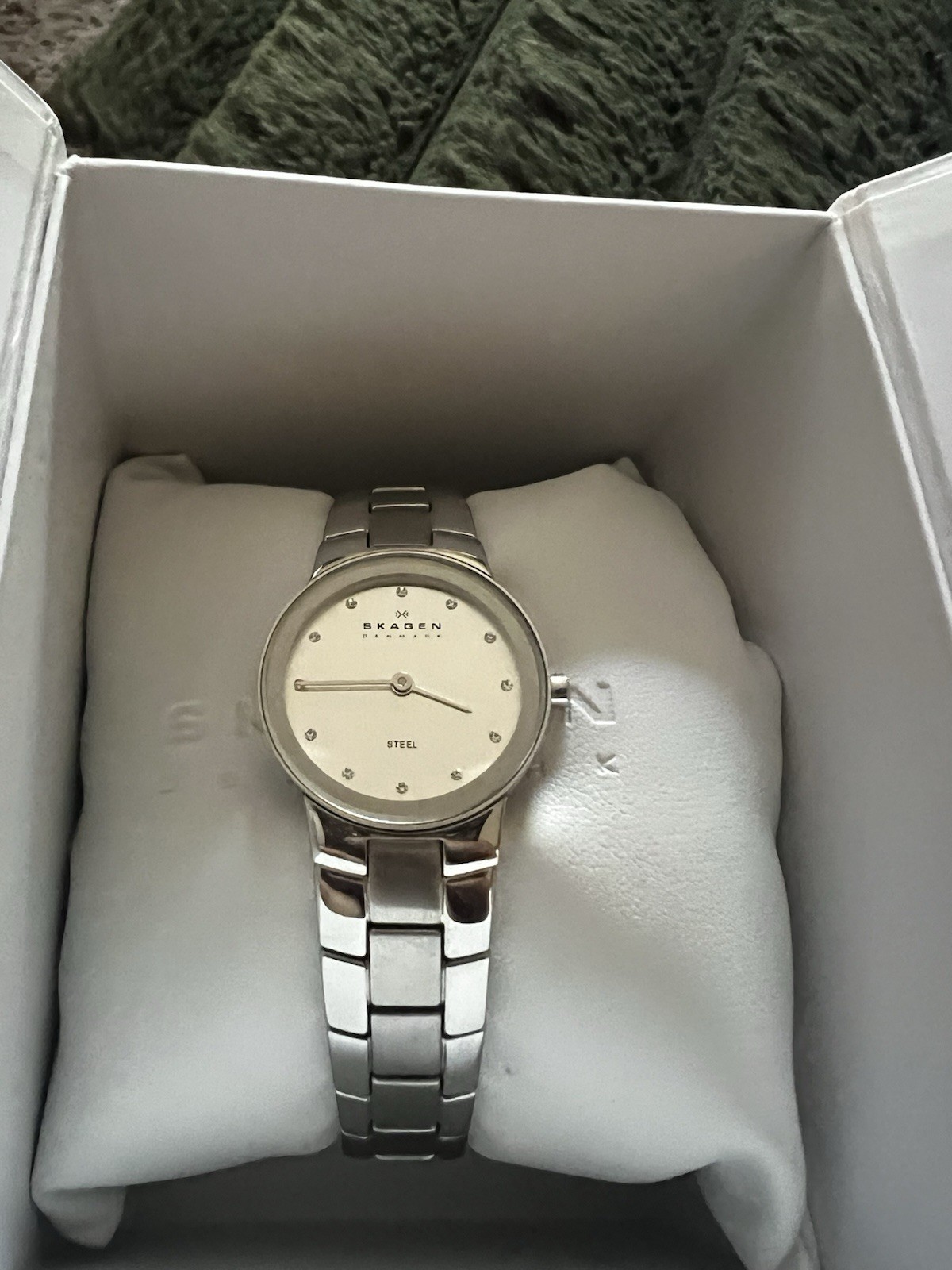 Skagen Women’s Watch Silver Tone – with all original packaging
