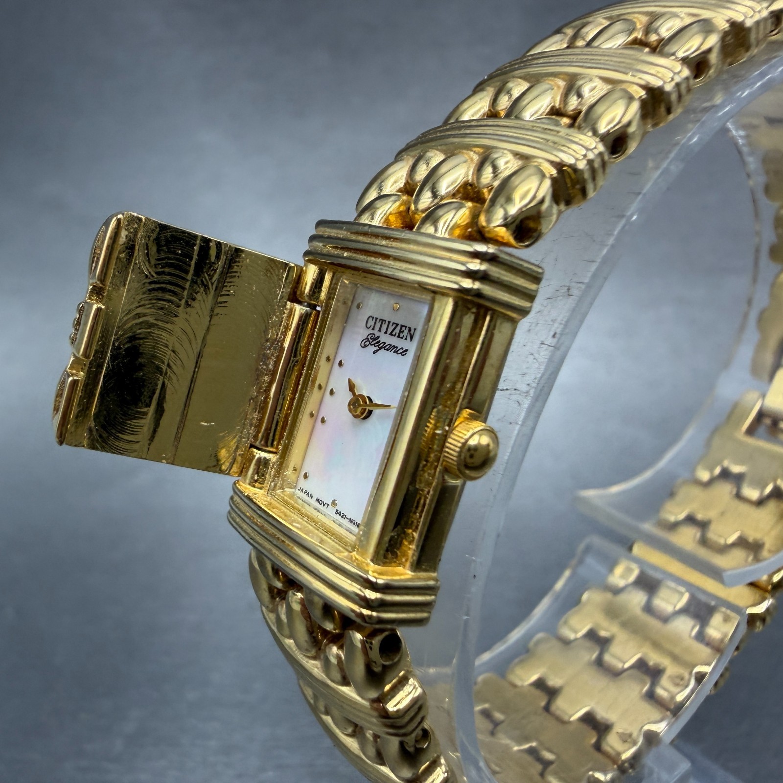 Citizen Elegance Tank Watch Women 14mm MOP Dial Gold Tone Flip Cover NewBattery9