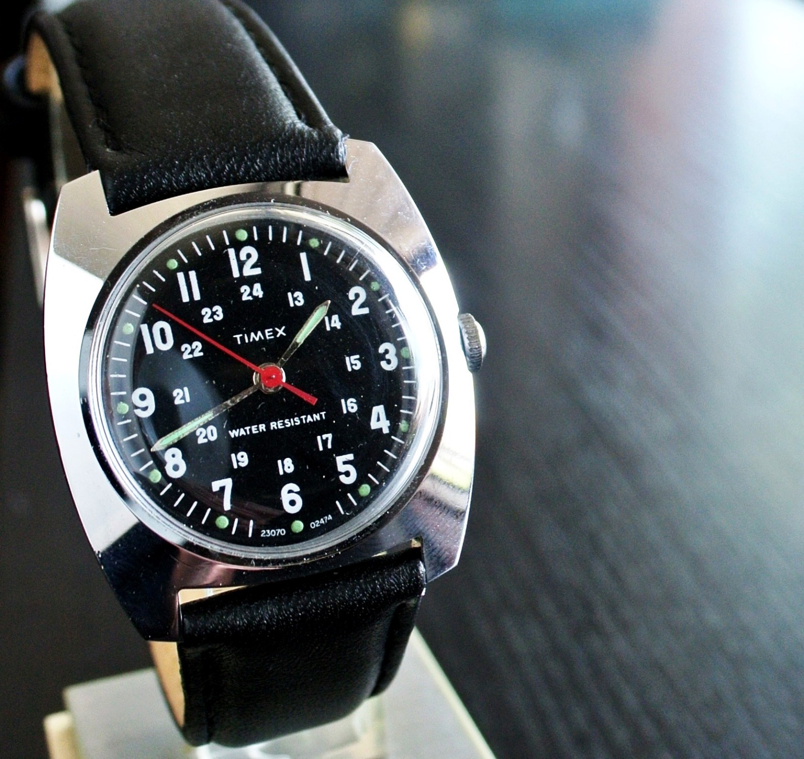 VINTAGE TIMEX 1974 SPORT 1-24 MILITARY BLACK DIAL MECHANICAL WIND UP MEN’S WATCH
