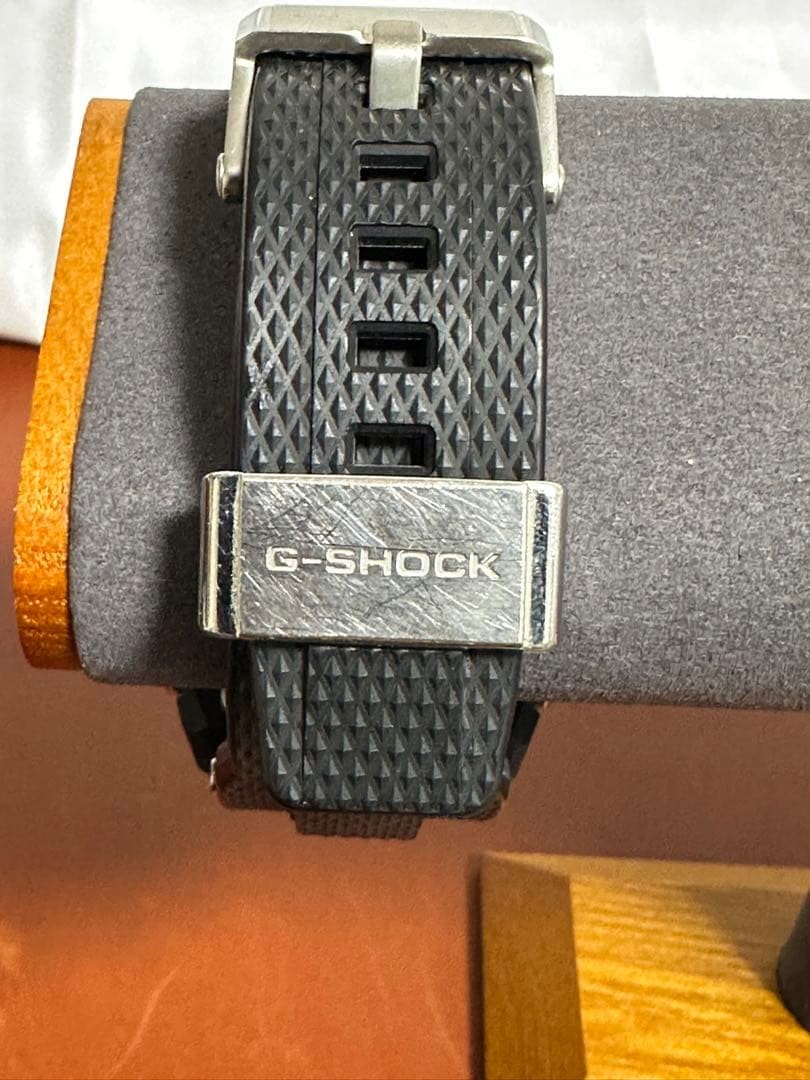 CASIO G-Shock GST B100 Carbon Bezel Black No.gs3549