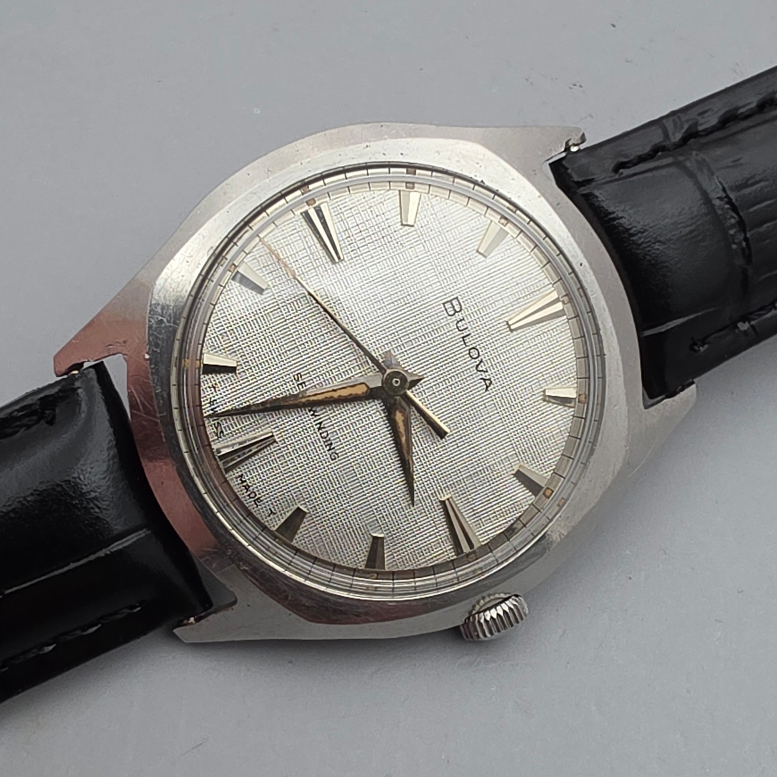 Vintage BULOVA Jet Clipper “AC” men’s automatic watch 11ALAC Linen dial 1965
