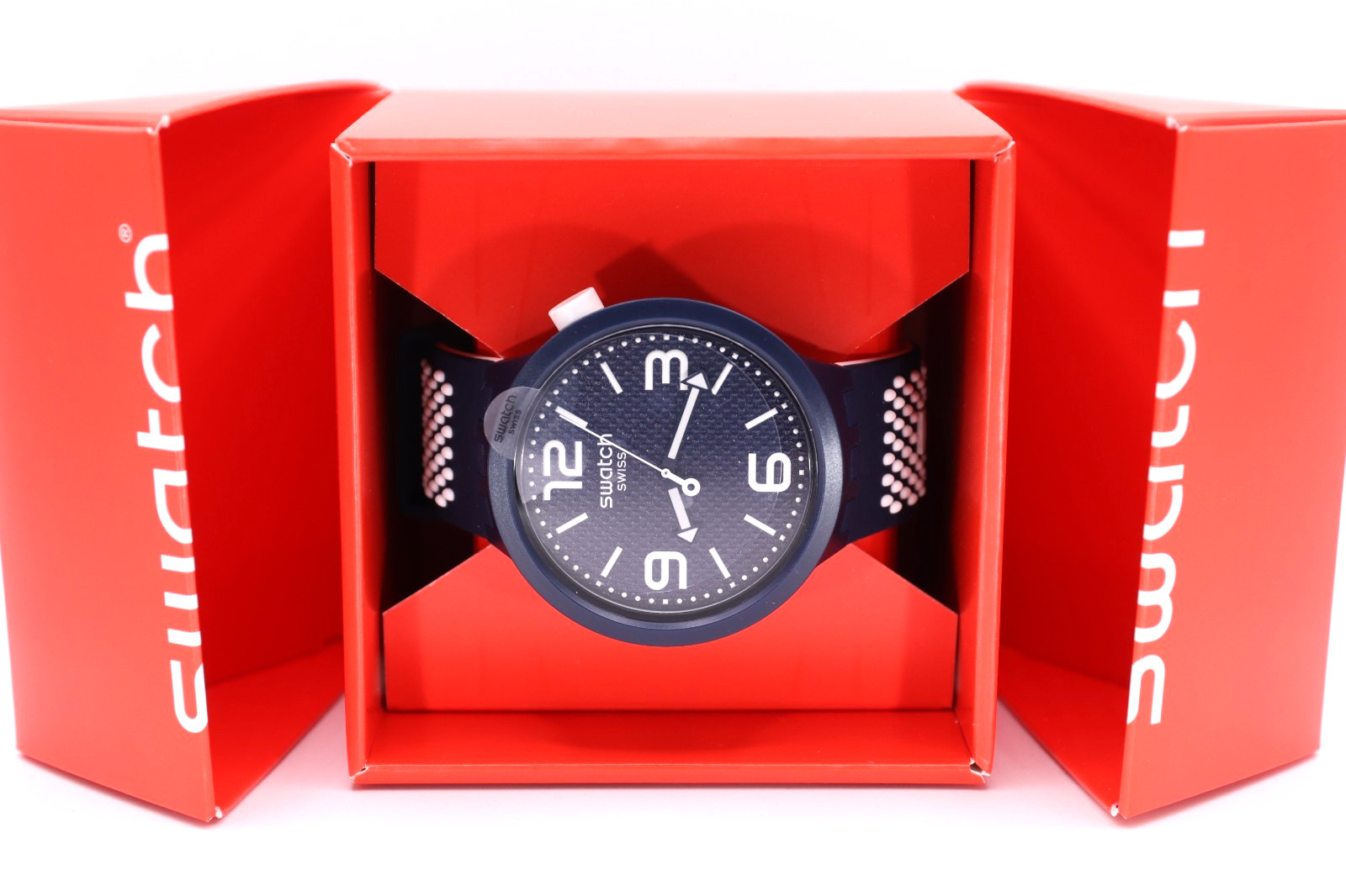 NEW Swiss Swatch BIG BOLD BBCREAM Navy Blue & White Silicone 47mm Watch SO27N101