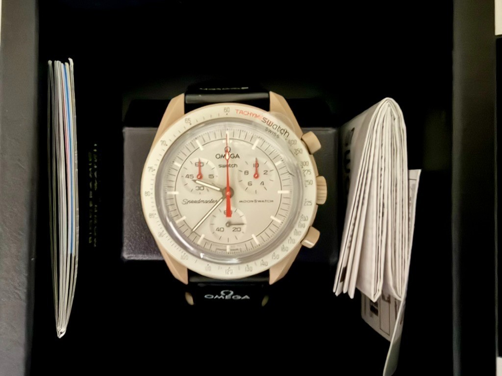 Omega x Swatch Mission to Jupiter MoonSwatch – Complete Box – Excellent Conditio