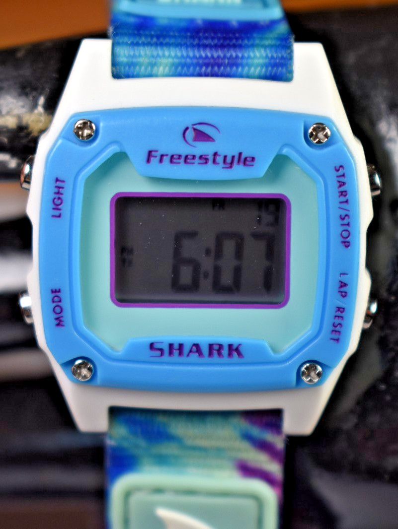 FREESTYLE Shark Blue 1981 Watch FS101039 Tie-dyed Tide Clip New Battery!