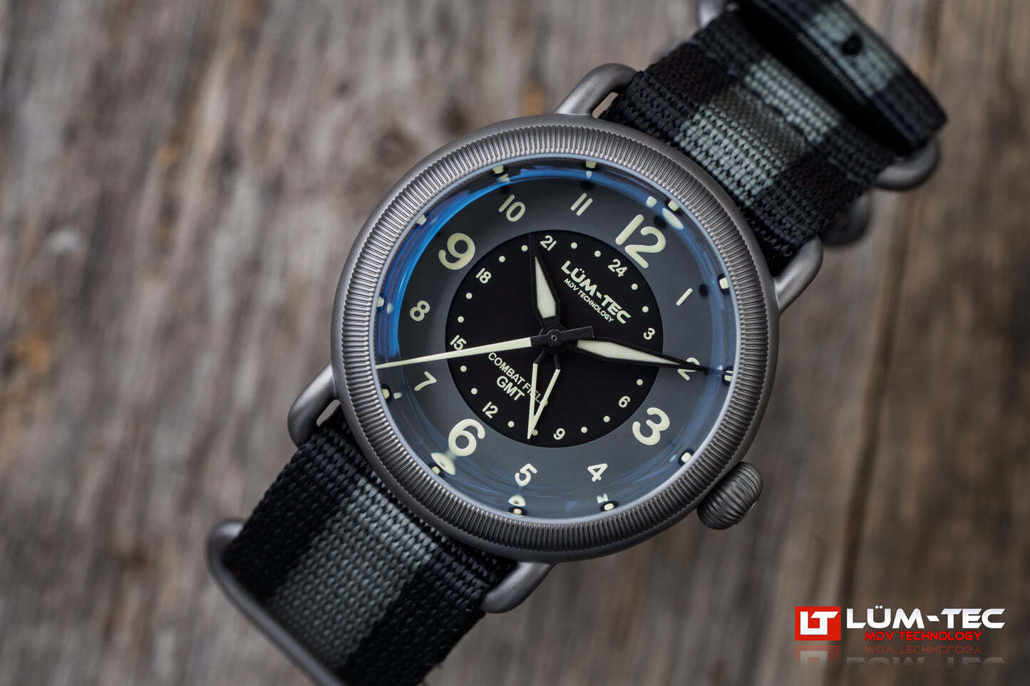 Lum-Tec Mens Watch Combat Field X6 Titanium GMT High Precision Miyota Automatic