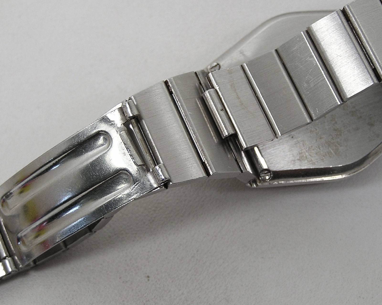 Rare Heuer Leonidas LCD Analog GMT Chronosplit Manhattan Stainless Watch Repair