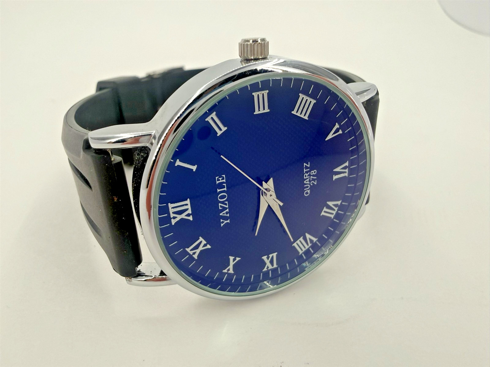 Yazole 278 Blue Roman Numeral Mens Watch Carbon Center Dial Black Rubber Strap