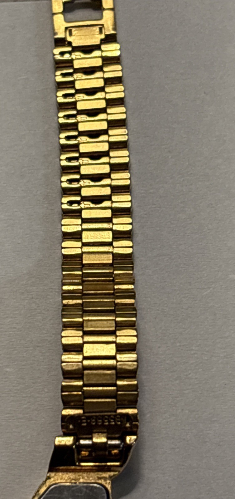 Vintage Seiko Half Moon Asymmetrical Watch Gold Tone 1F20-5D59