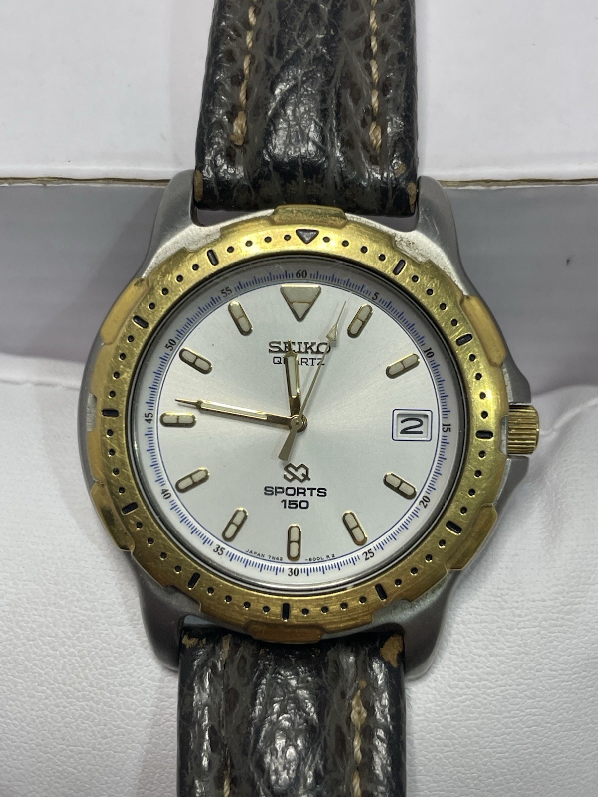 Seiko Quartz Sports 150 Men’s Watch Two Tone Stainless Steel