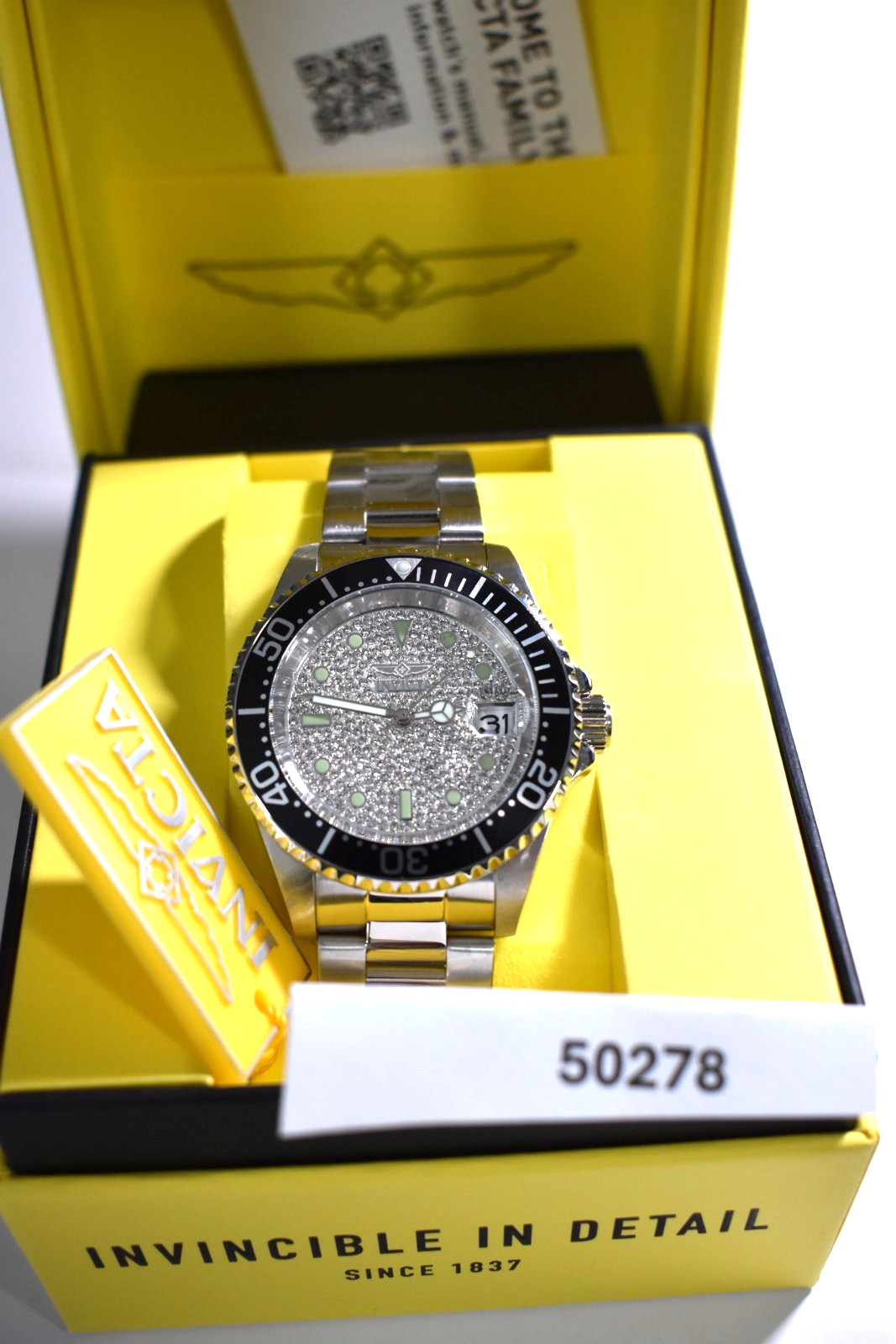 Invicta Men’s Pro Diver Automatic – 40mm Seiko NH35 Movement 50278 – New In Box