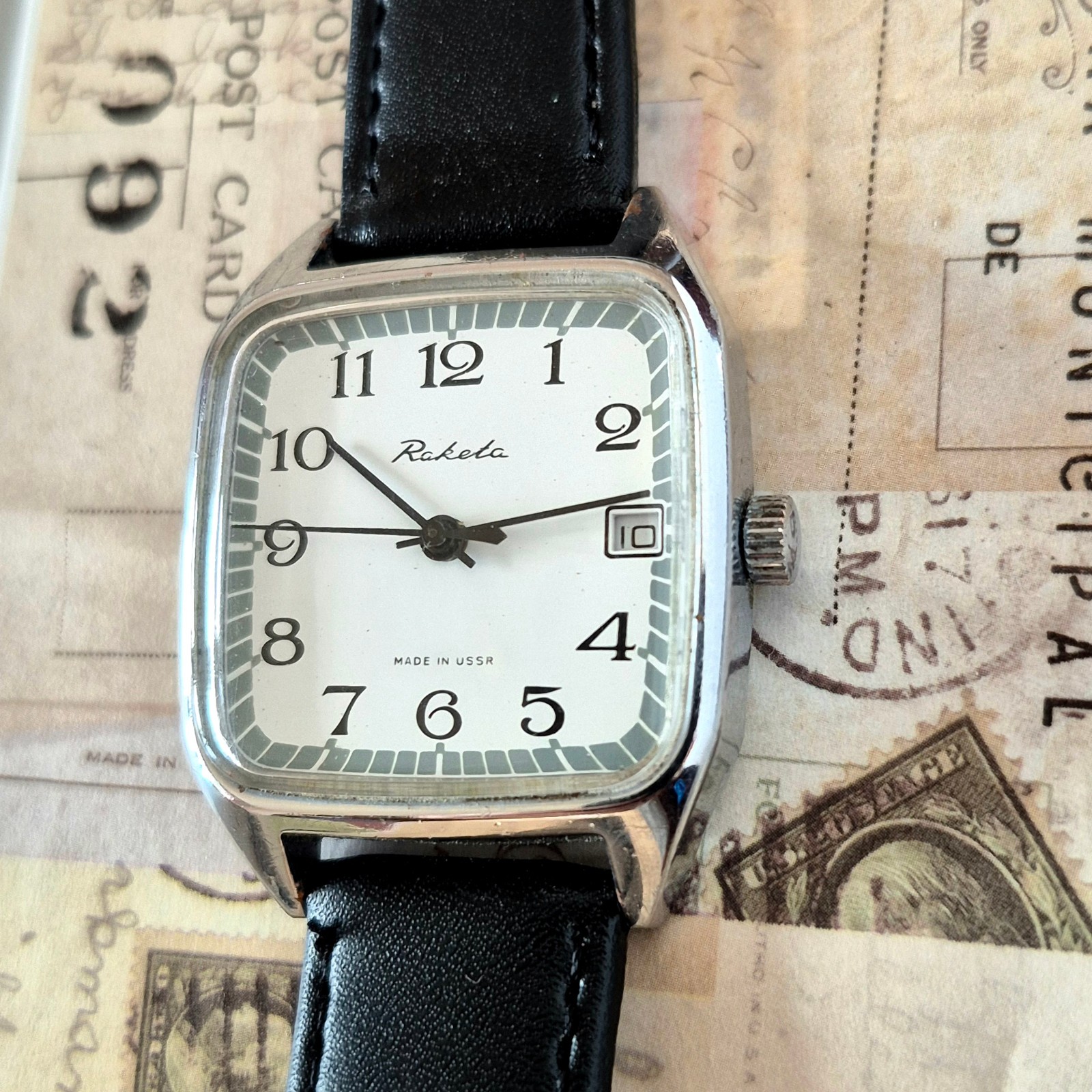 Vintage Raketa 2614.H USSR Mechanical Watch 17 Jewels White Dial Soviet Era
