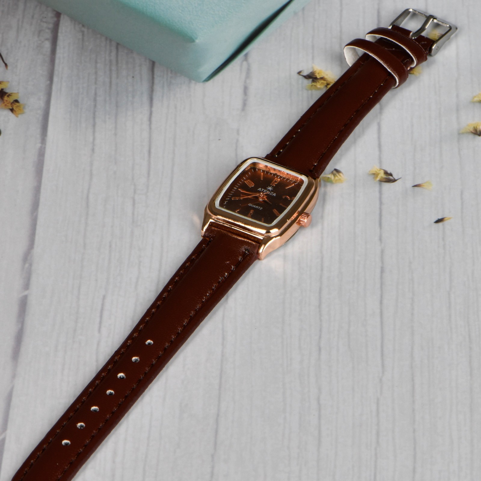 Women Casual Watch Quartz Brown Red Leatheroid Watches Quartz Analog Wristwatch