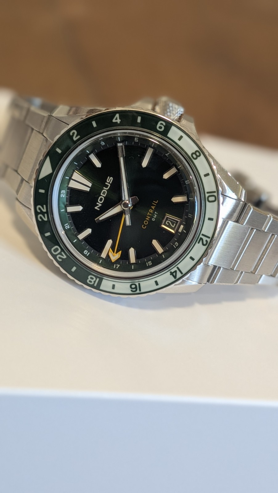 Nodus Contrail GMT Evergreen – 40 MM Stainless Steel Watch