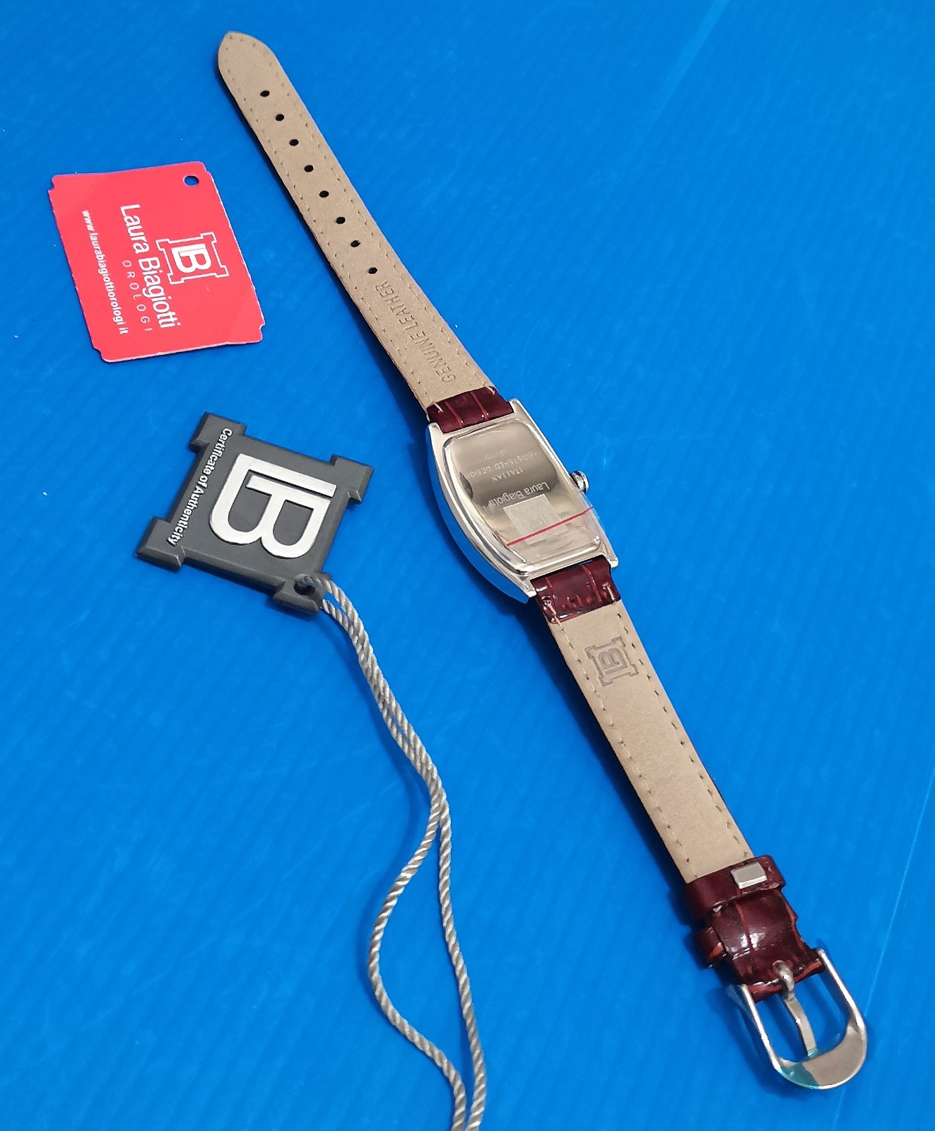 laura biagiotti icon watch tonneau white swiss made size 23.5mm