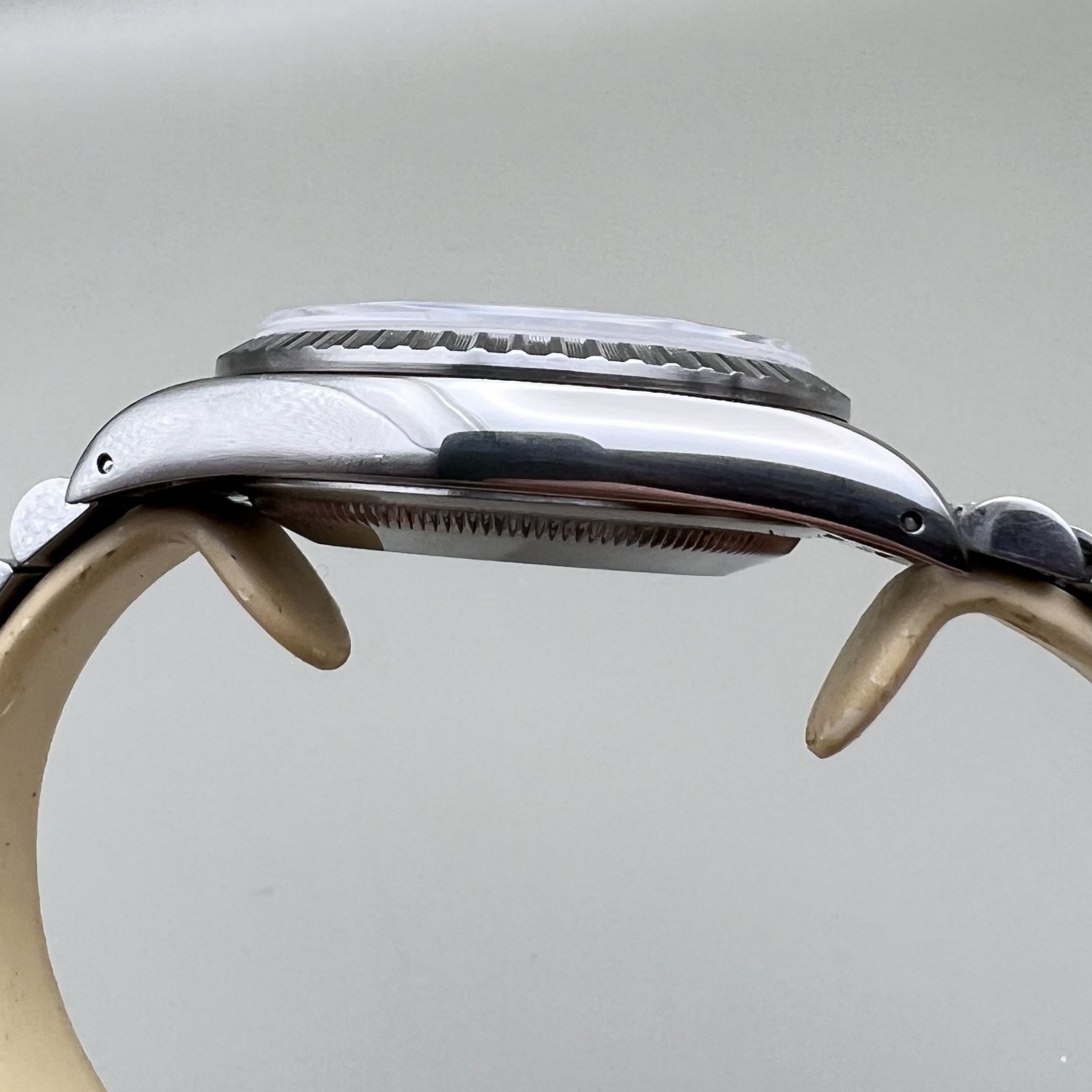 Rolex Datejust 36, 16220 Original Box, White Roman Dial, Jubilee Bracelet