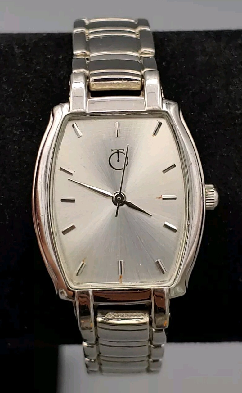 WOMEN’S Silver Toned Silver Dial Watch Minimalist 24mm Sz. 7.25in Quartz New Bat