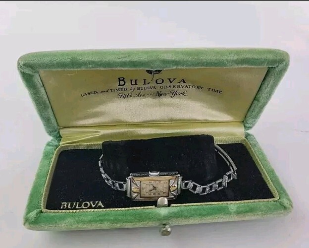 Vintage 1930 Art Deco Bulova Ladies Working Watch Original Box Working Tested.