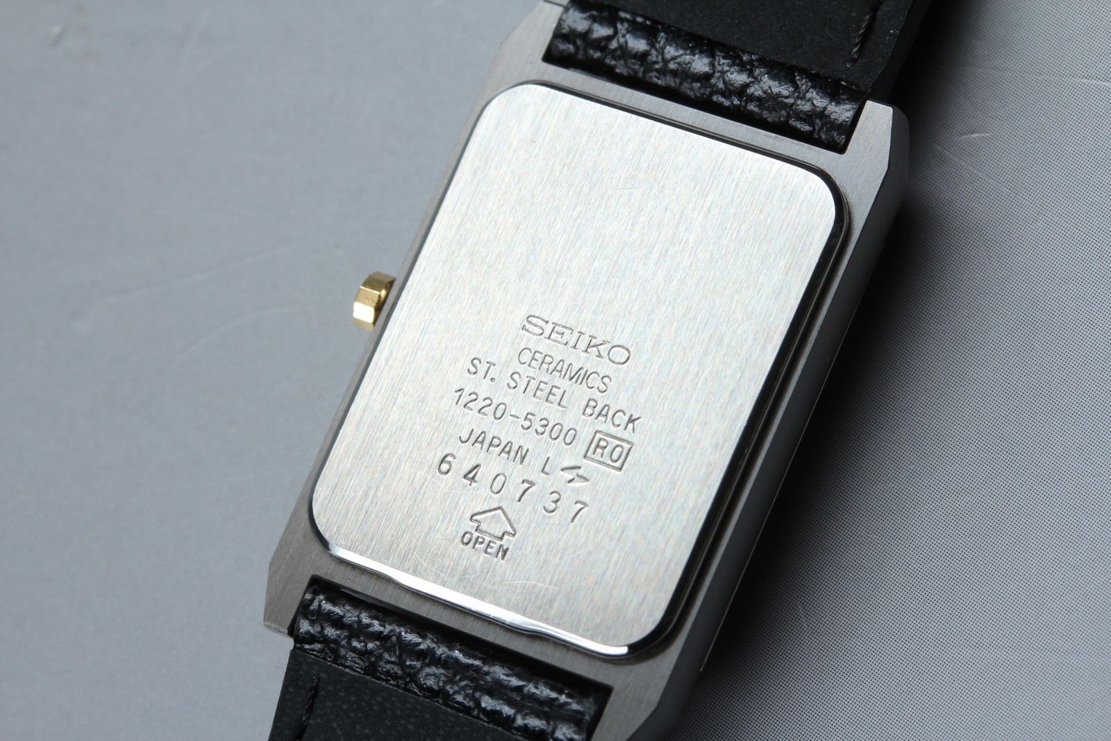 Vintage 1986 [N MINT] SEIKO CERAMICS DOLCE 1220-5300 Quartz Tank Men’s Watch