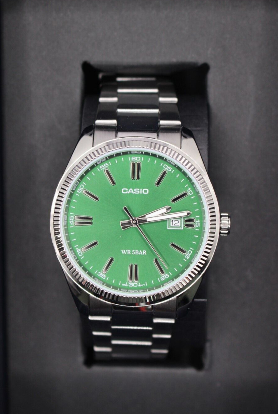 CASIO Collection MTP-1302D-3AJF Green x Silver Mens Watch Dark Dial Analog Gift