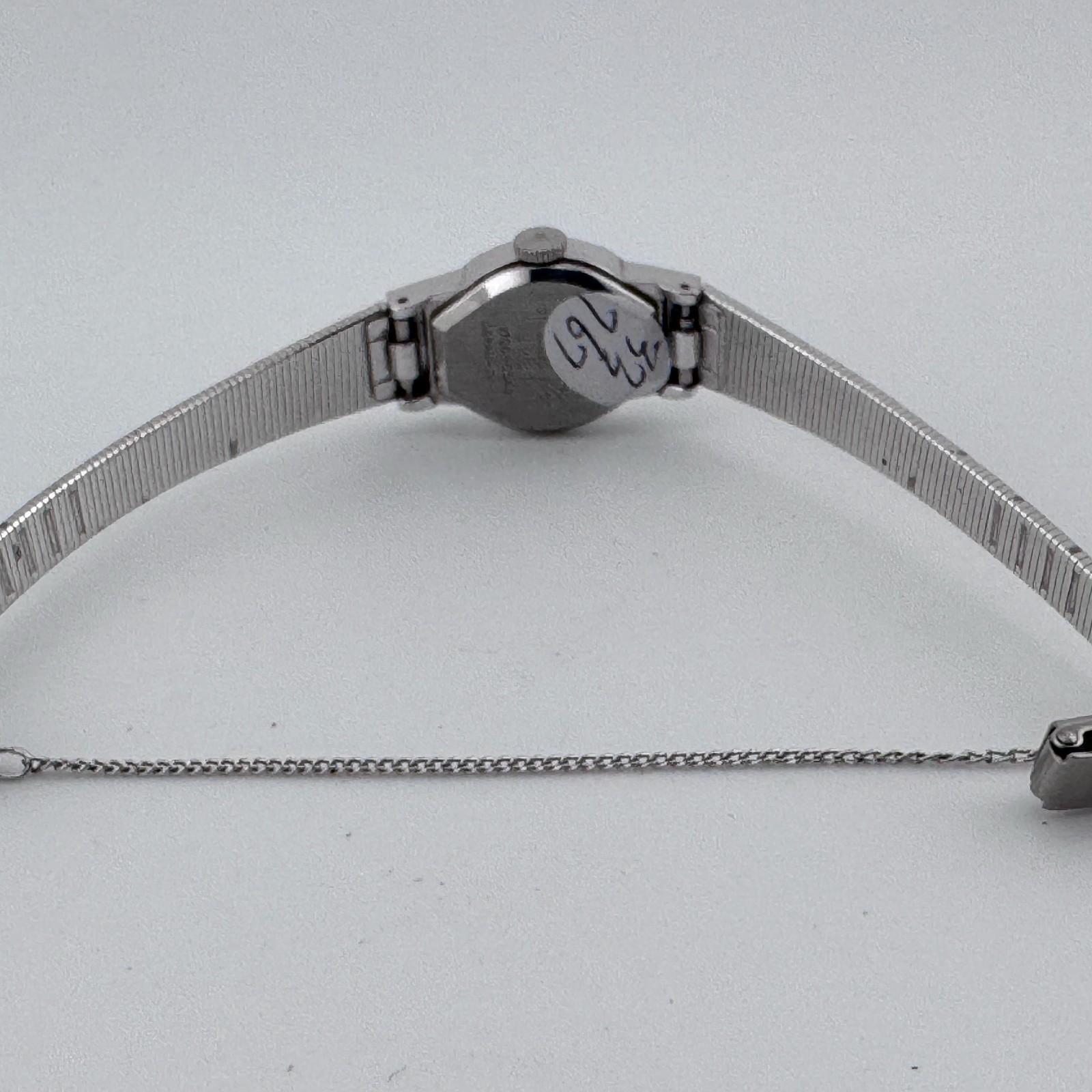 VTG Seiko Hand Winding Mechanical Watch 1100-5549 Women Silver 17 Jewels 6.25″