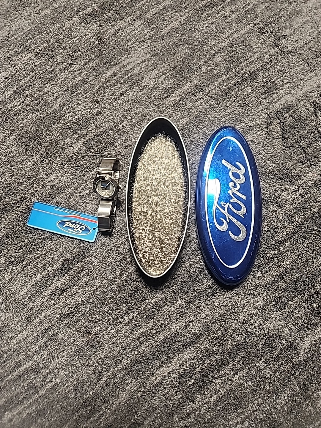 FORD Watch VINTAGE Official Licensed Ford Motor Co Product Wrist Watch Time